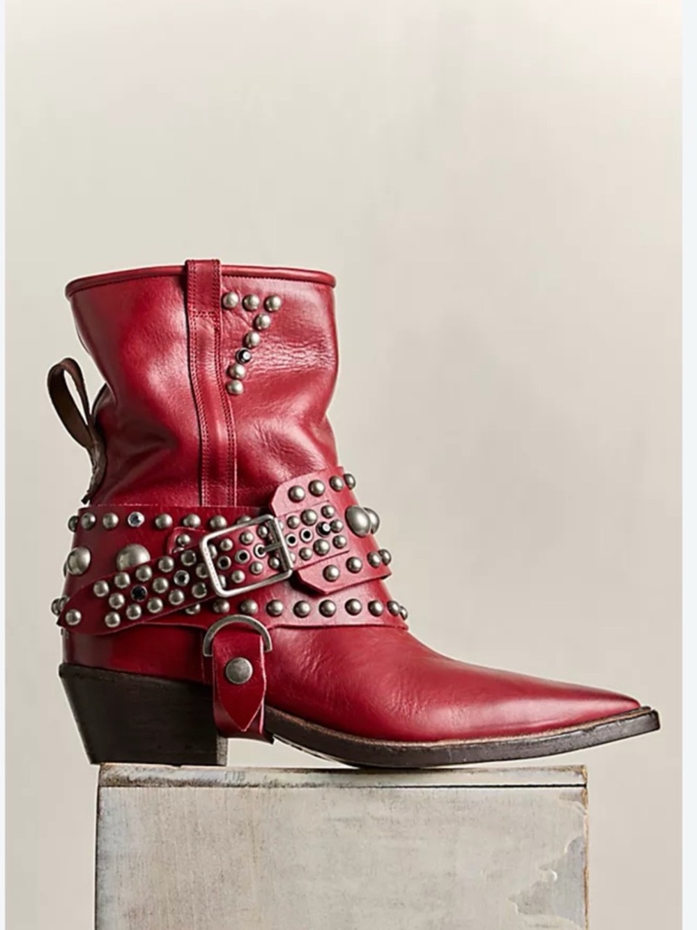 We The Free Red Studded Western Axel Boot 🔥 Size 9.5